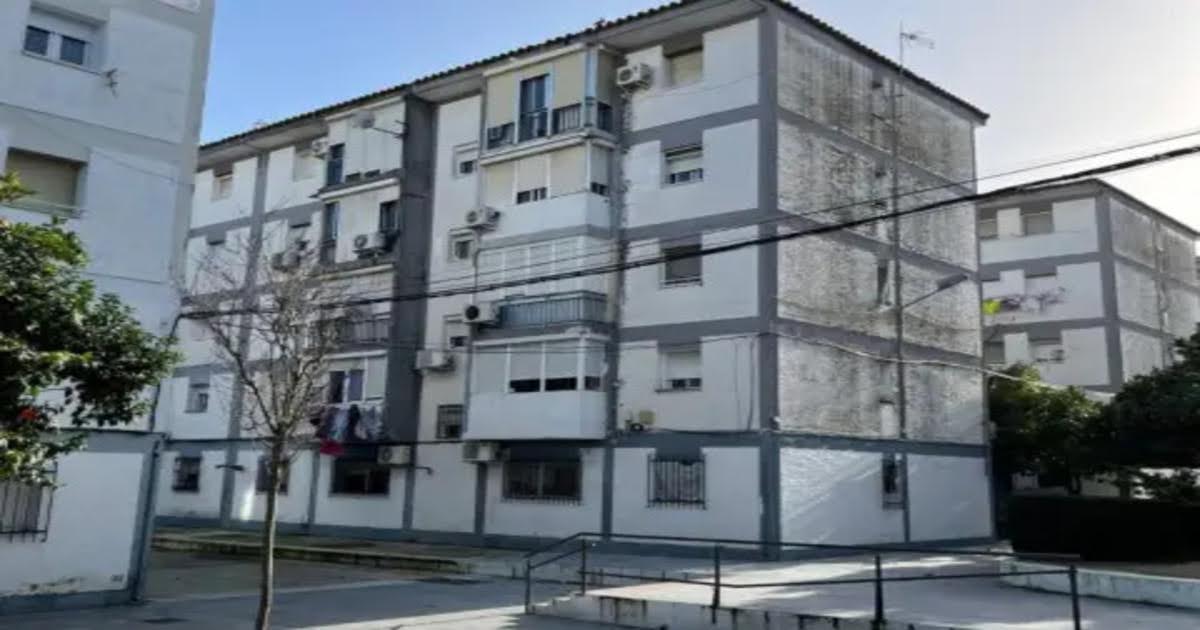 Calle de un barrio residencial de Huelva